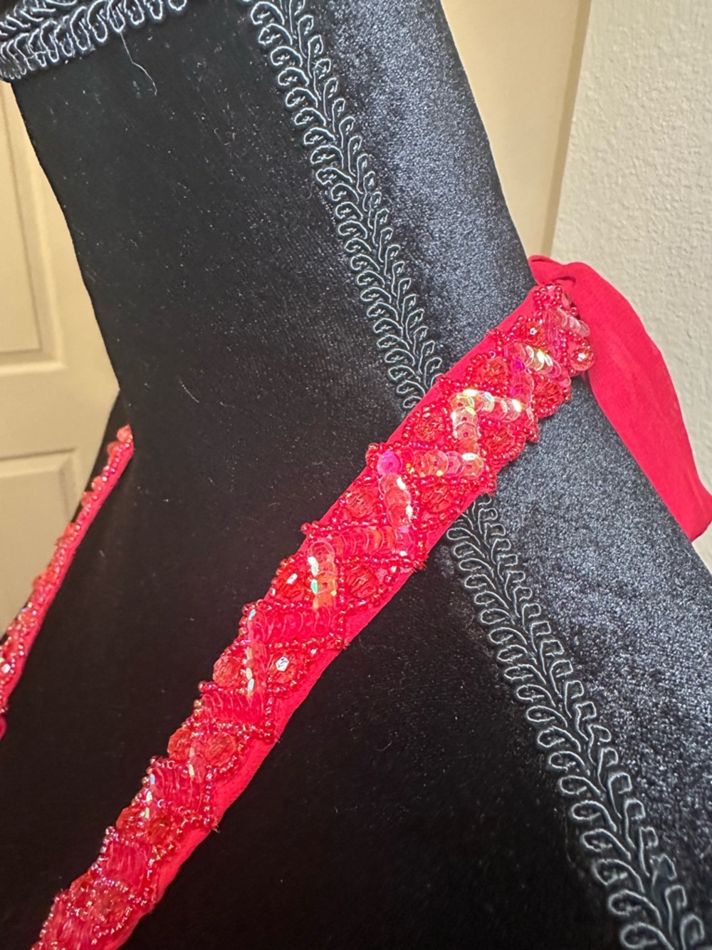 Vintage Y2K Red Beaded Halter Chiffon Top Fairycore Size 6 - Picture 10 of 11